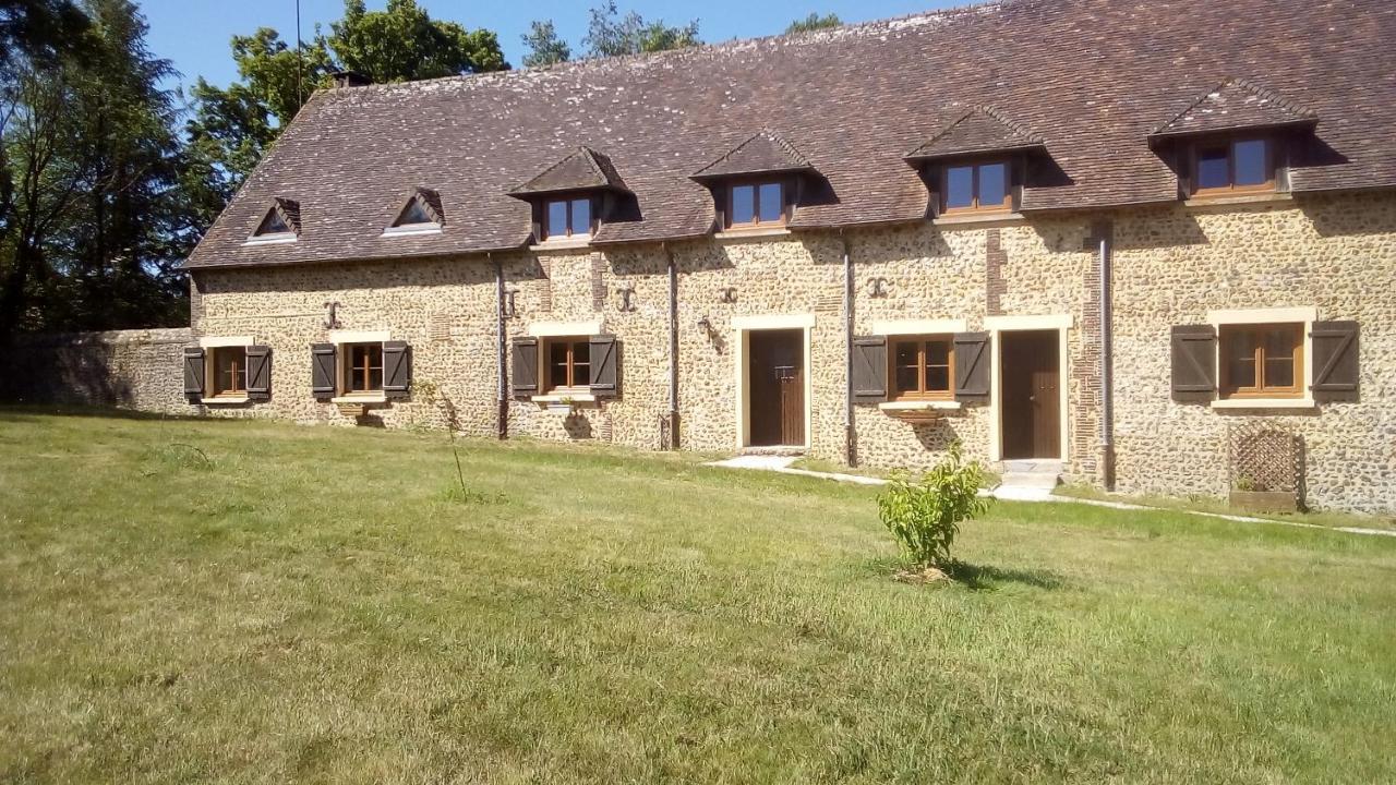 Domaine De Gentilly Saint-Maurice-lès-Charencey Exterior foto